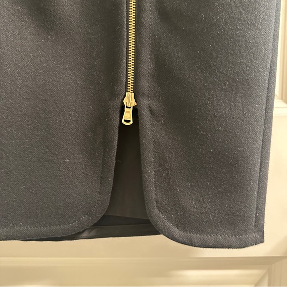J. Crew Women's Zip Pencil Skirt Size 6 Black Wool - Picture 5 of 9